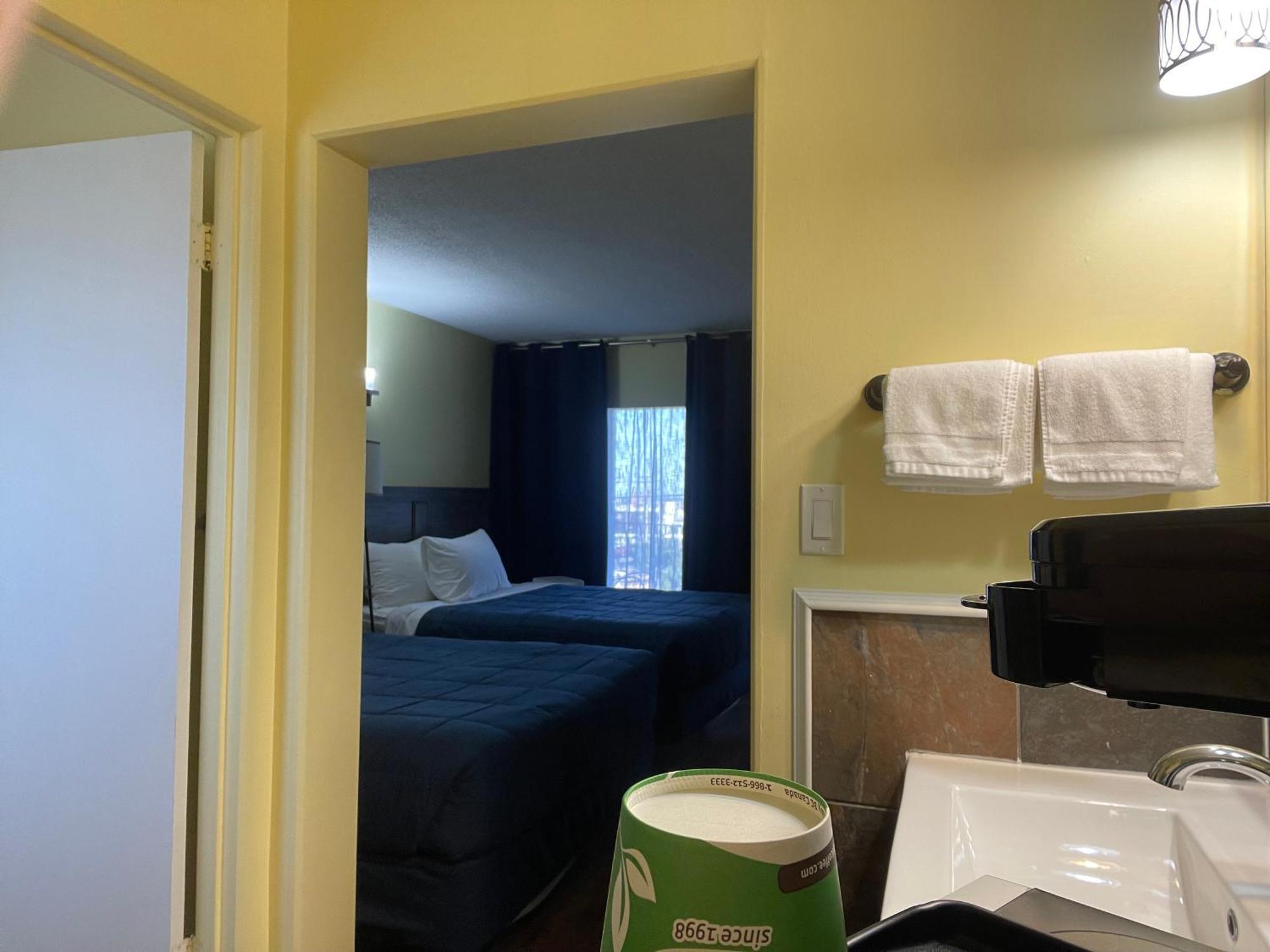 Port-O-Call Inn Nanaimo Ngoại thất bức ảnh