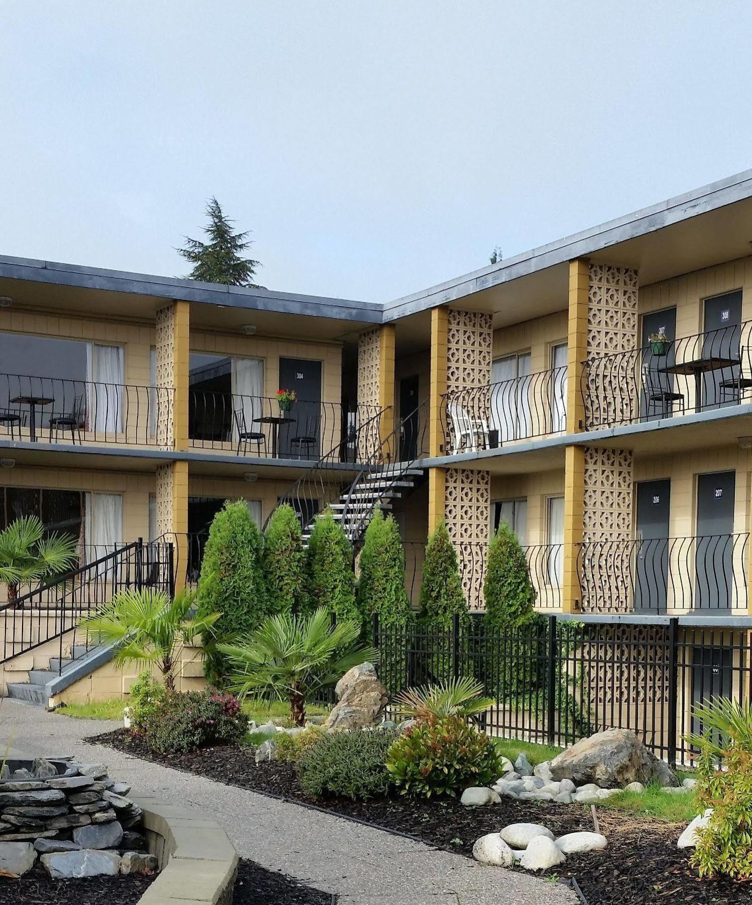 Port-O-Call Inn Nanaimo Ngoại thất bức ảnh